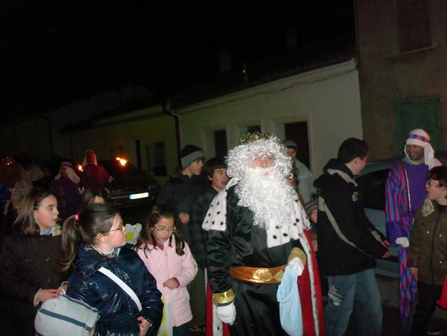 Los Reyes Magos de Oriente llegan a Busto